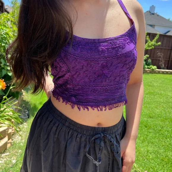 Open Back Halter Crop Top - Picture 11 of 12